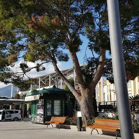 Aries Flat 아파트