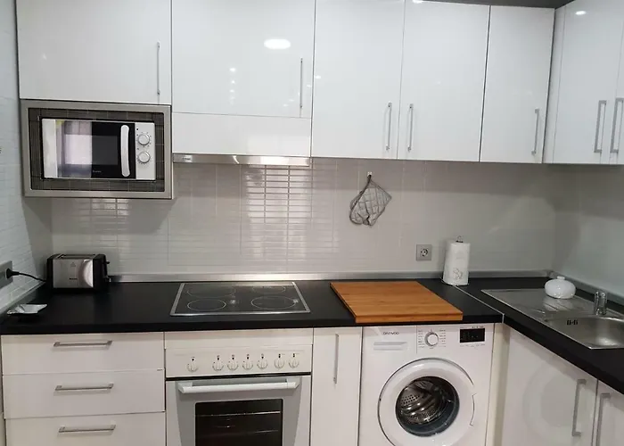 Aries Flat 베날마데나코스타